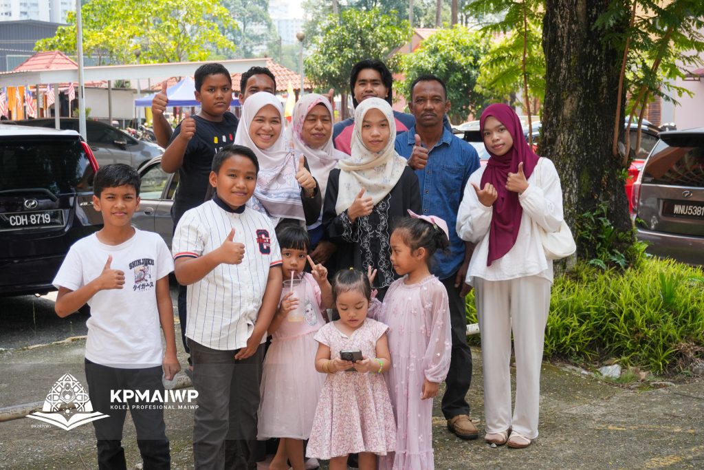 550507666_779139484871598_7661755699099376067_n