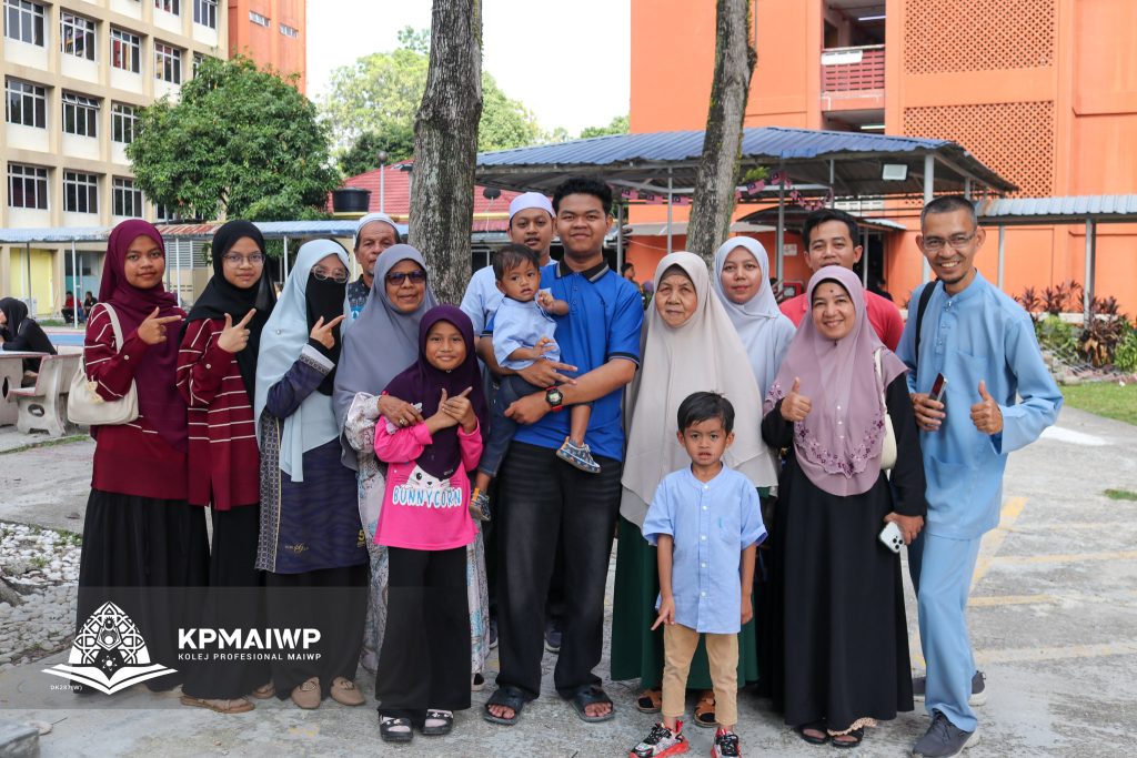 552525529_778310104954536_7347735328847823298_n